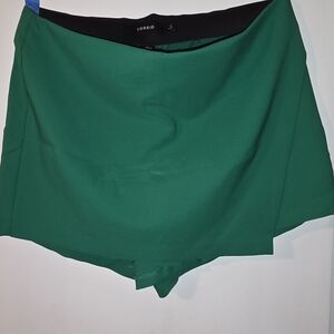 torrid emerald green skort